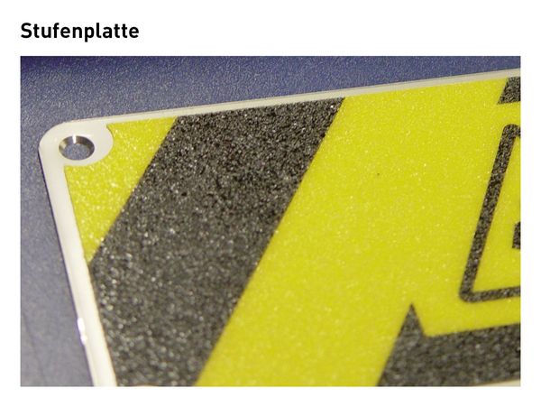 Antirutschplatte/Treppenkante, Safety-Stair "Vorsicht Stufe" , schwarz/gelb, 110 x 660 mm